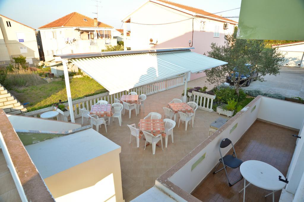 Apartments Lonic Kukljica Luaran gambar