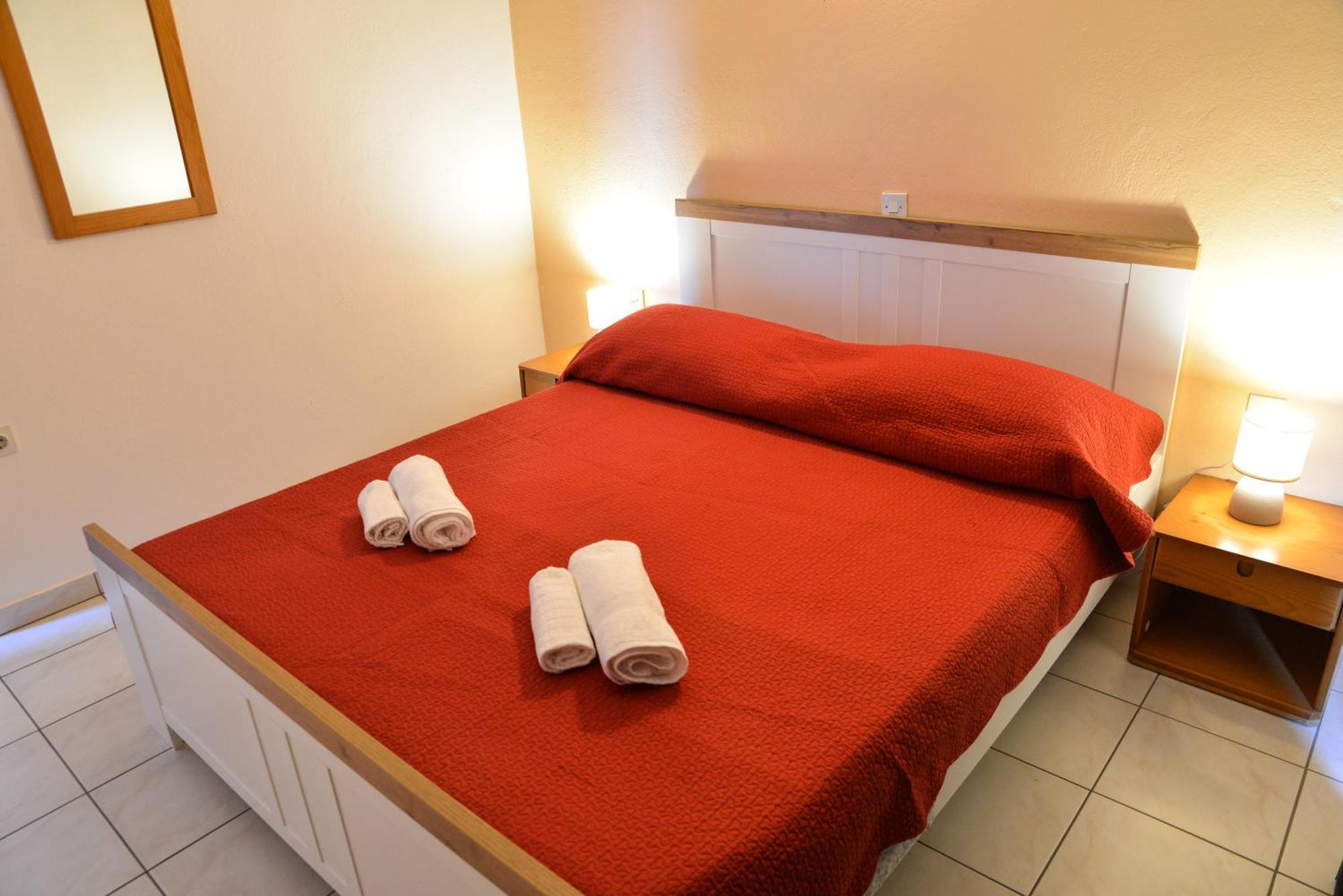 Apartments Lonic Kukljica Luaran gambar