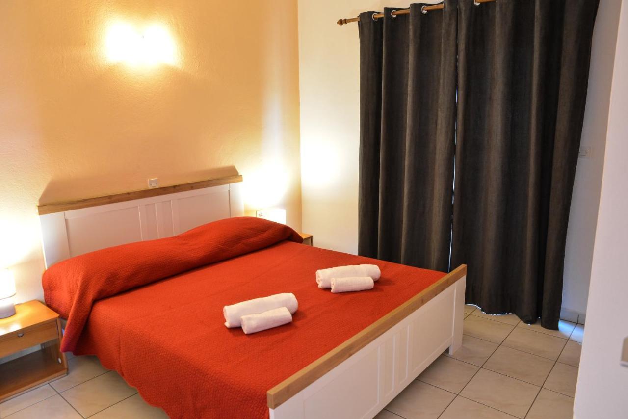 Apartments Lonic Kukljica Luaran gambar