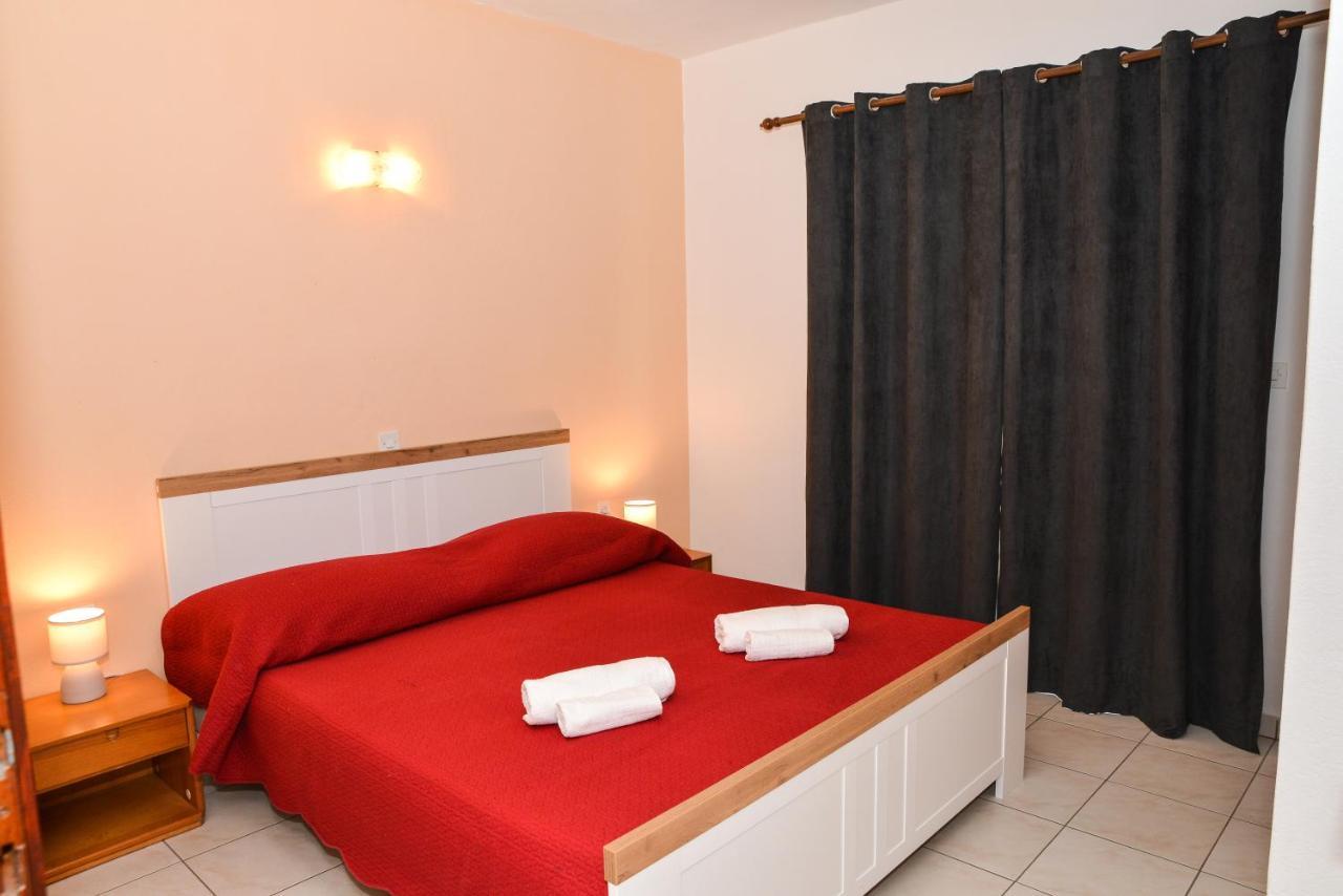 Apartments Lonic Kukljica Luaran gambar